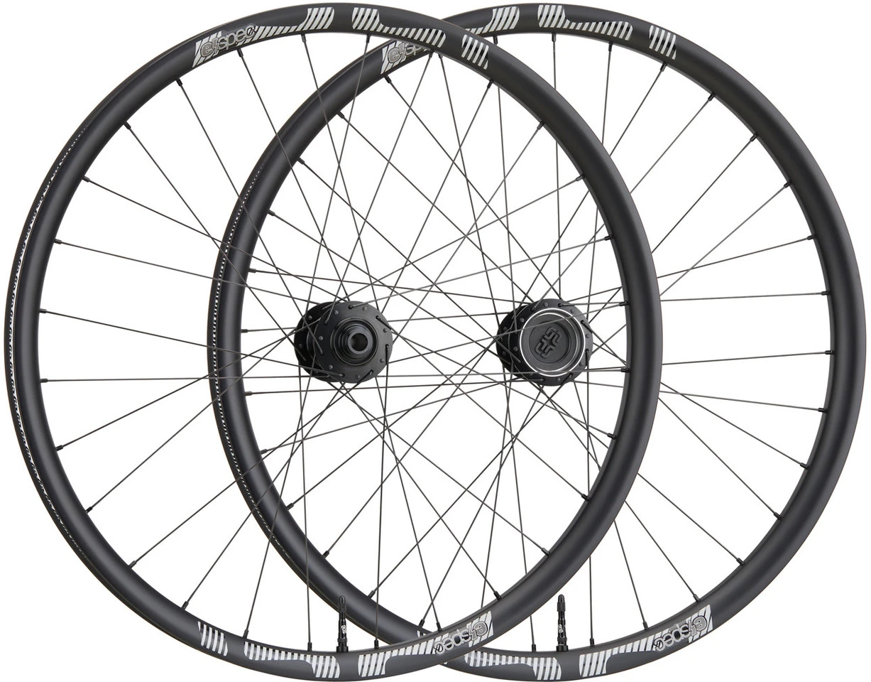 E-thirteen Espec Race Carbon Enduro Boost 27,5" Laufradsatz 1 E-thirteen Espec Race Carbon Enduro Boost 27,5" Laufradsatz